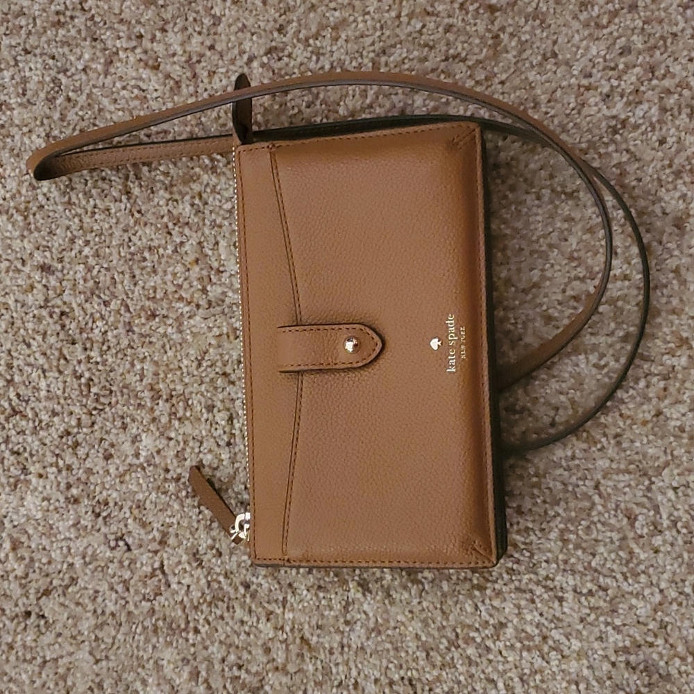 NWOT tan Kate Spade small purse
